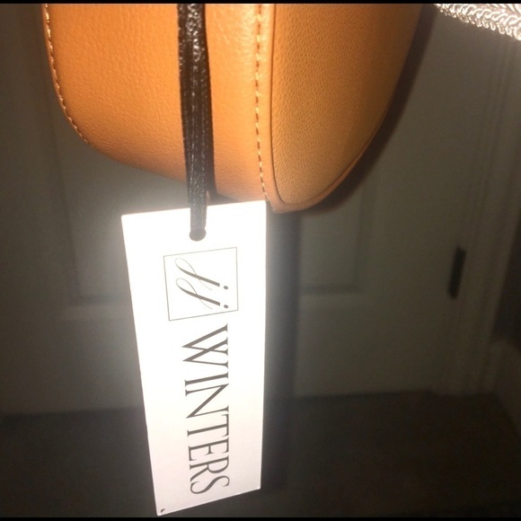 NWT JJ WINTERS flap top genuine leather BAG - Picture 3 of 6